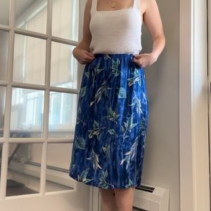 Vintage vibrant blue midi skirt size M